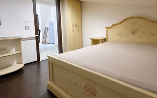 Apartament cu 2 camere la mansardă, complet mobilat și utilat - Poză 2