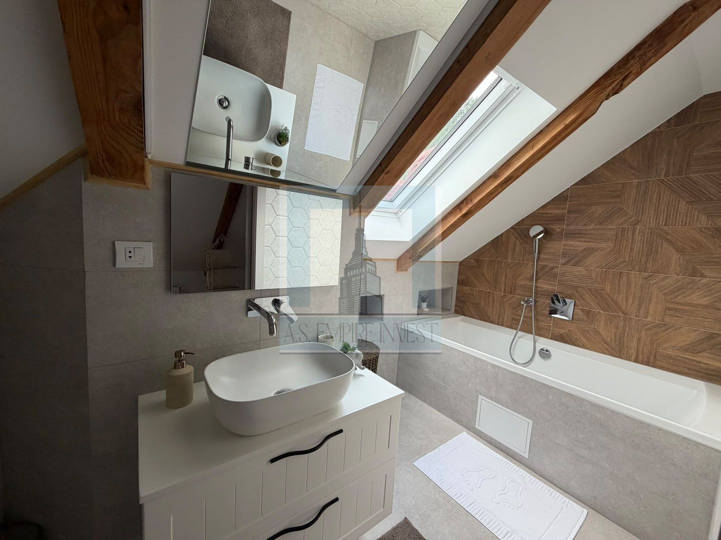 Casa 4 camere mobilata/utilata modern - zona Brasovul Vechi - Poză 13