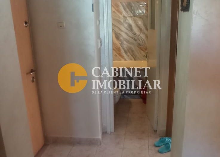Apartament 2 camere decomandat - zona Alexandru cel Bun - Poză 3