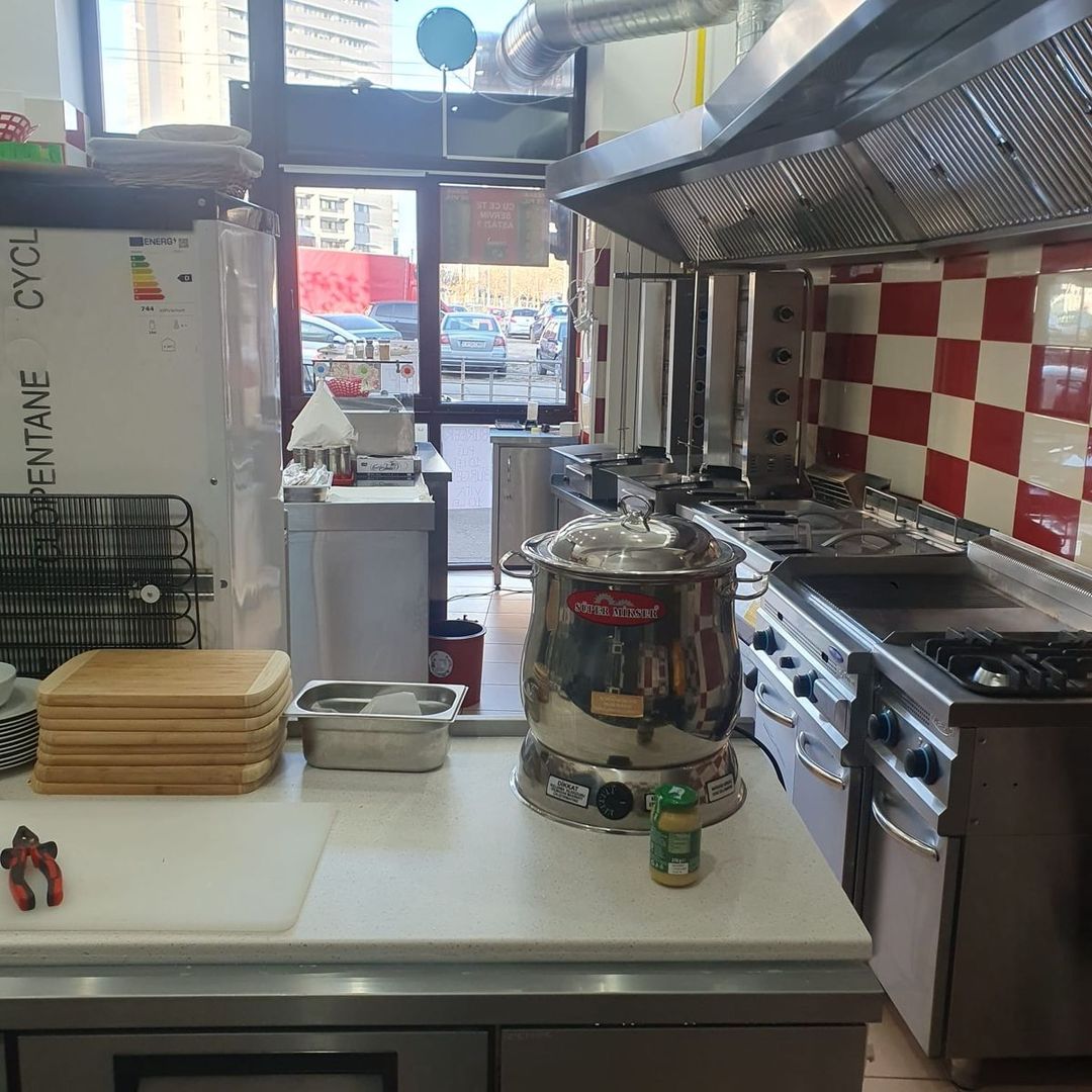 Spatiu comercial de inchiriat, pretabil Fast Food - Gara de Nord - Poză 7