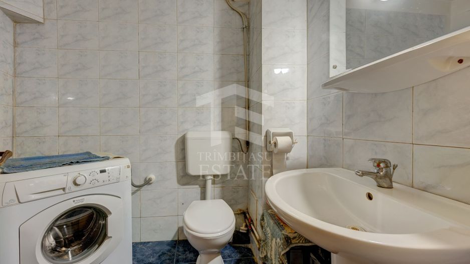 Oportunitate! Apartament 4 Camere 1 Minut Metrou Universitate - Poză 19