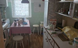 BRASADAS vinde ap 3 cam Micro 16 Etaj 2 din 4. - Poză 2