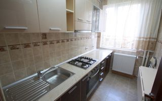 Studio - 38 mp - Poză 4