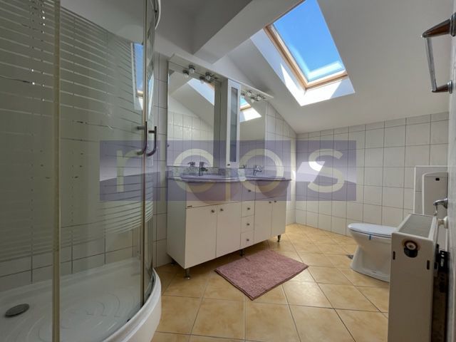 Vila spatioasa 6 dormitoare | gradina | Garaj - Poză 33