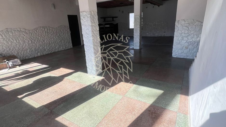 Spatiu comercial la strada 220 mp-parcare-Prundu Bargaului, Centru - Poză 1