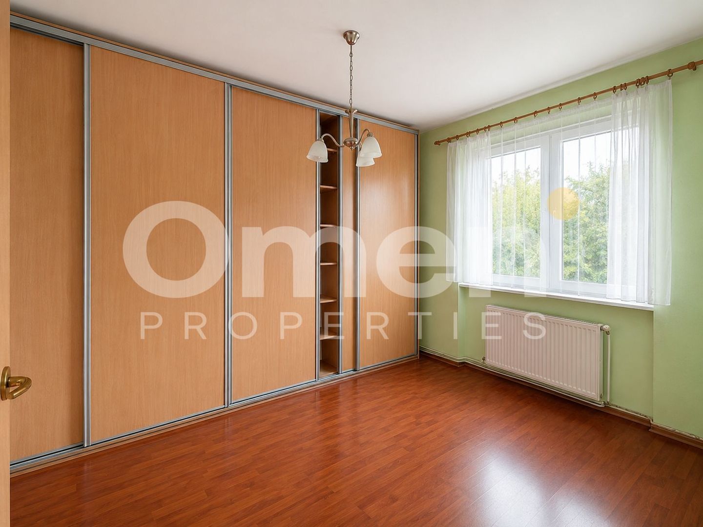 Apartament cu 3 camere, decomandat, etaj intermediar, zona Iuliu Maniu - Poză 4