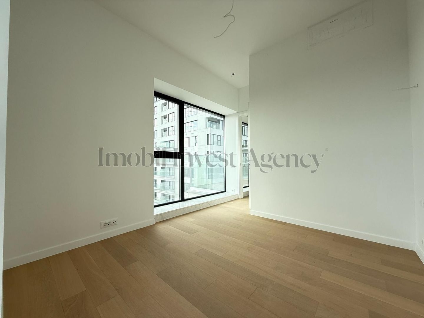 Apartament 3 camere nemobilat in One Verdi Park loc de parcare inclus - Poză 14