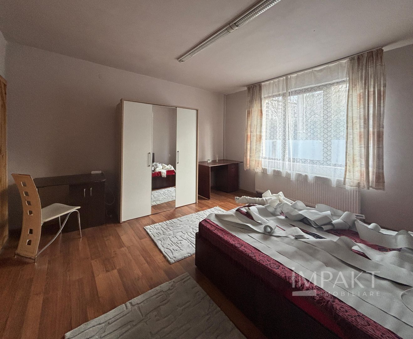 Casa de inchiriat cu 3 camere- Parcul armatura - Poză 1