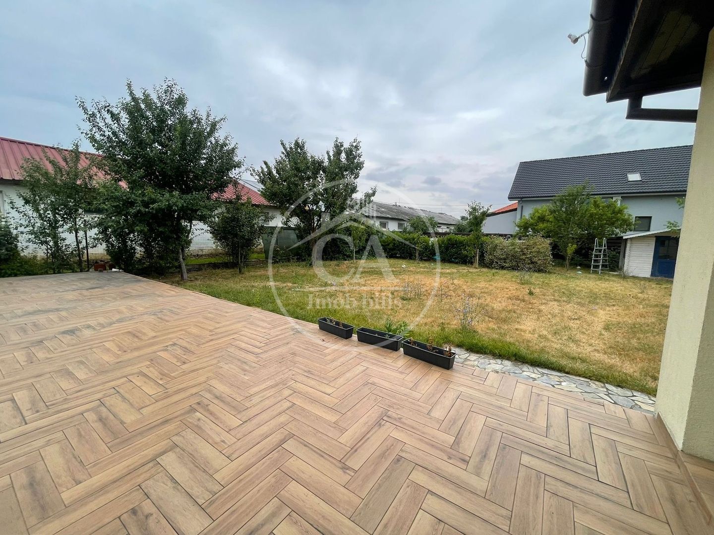 Casa de inchiriat cu 4 camere  in zona Nufaru, Oradea. - Poză 21