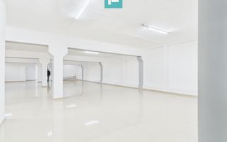 Spațiu comercial pe 2 niveluri - Poză 3