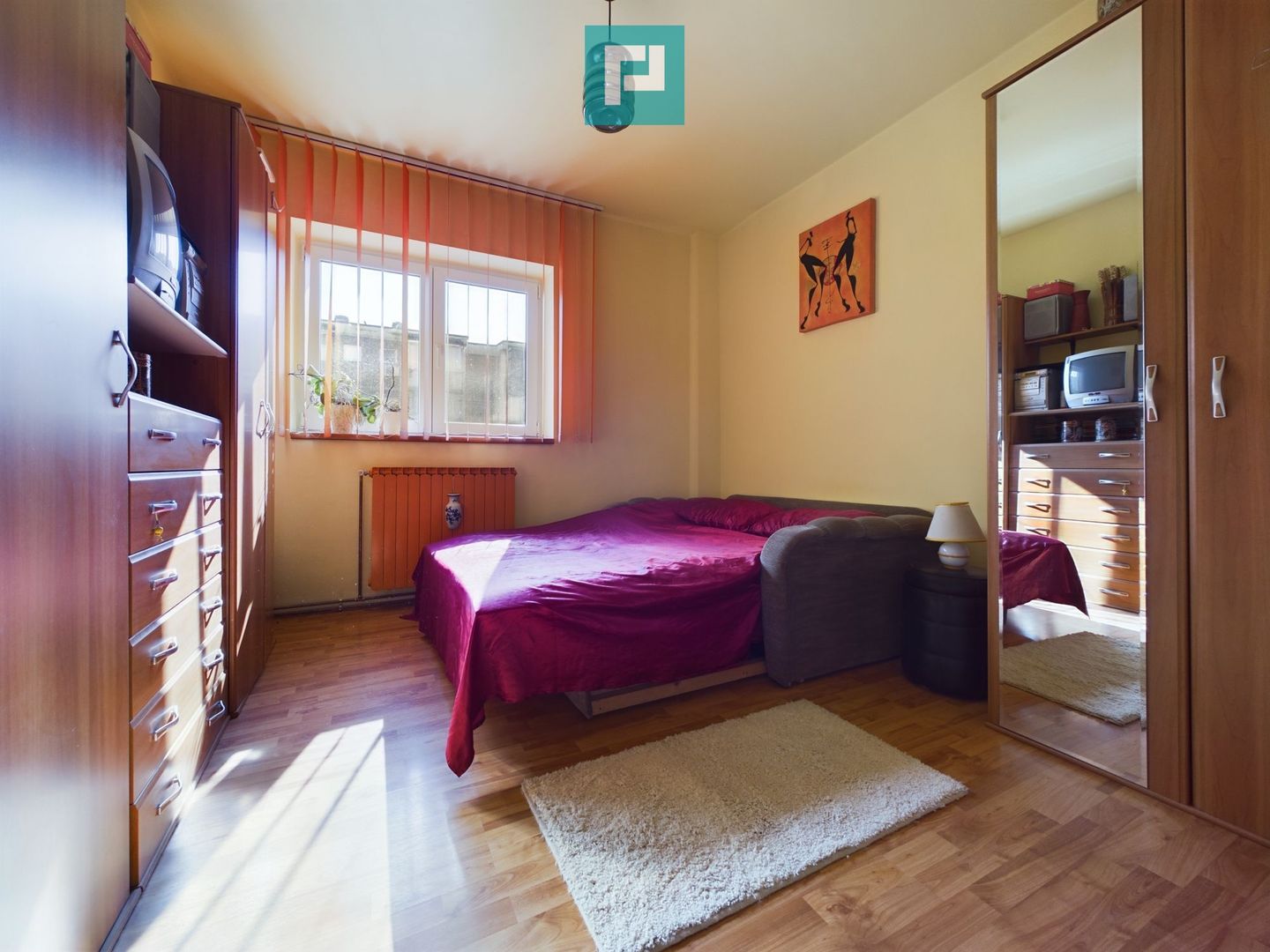 Apartament 4 camere Zona 300 - Poză 3