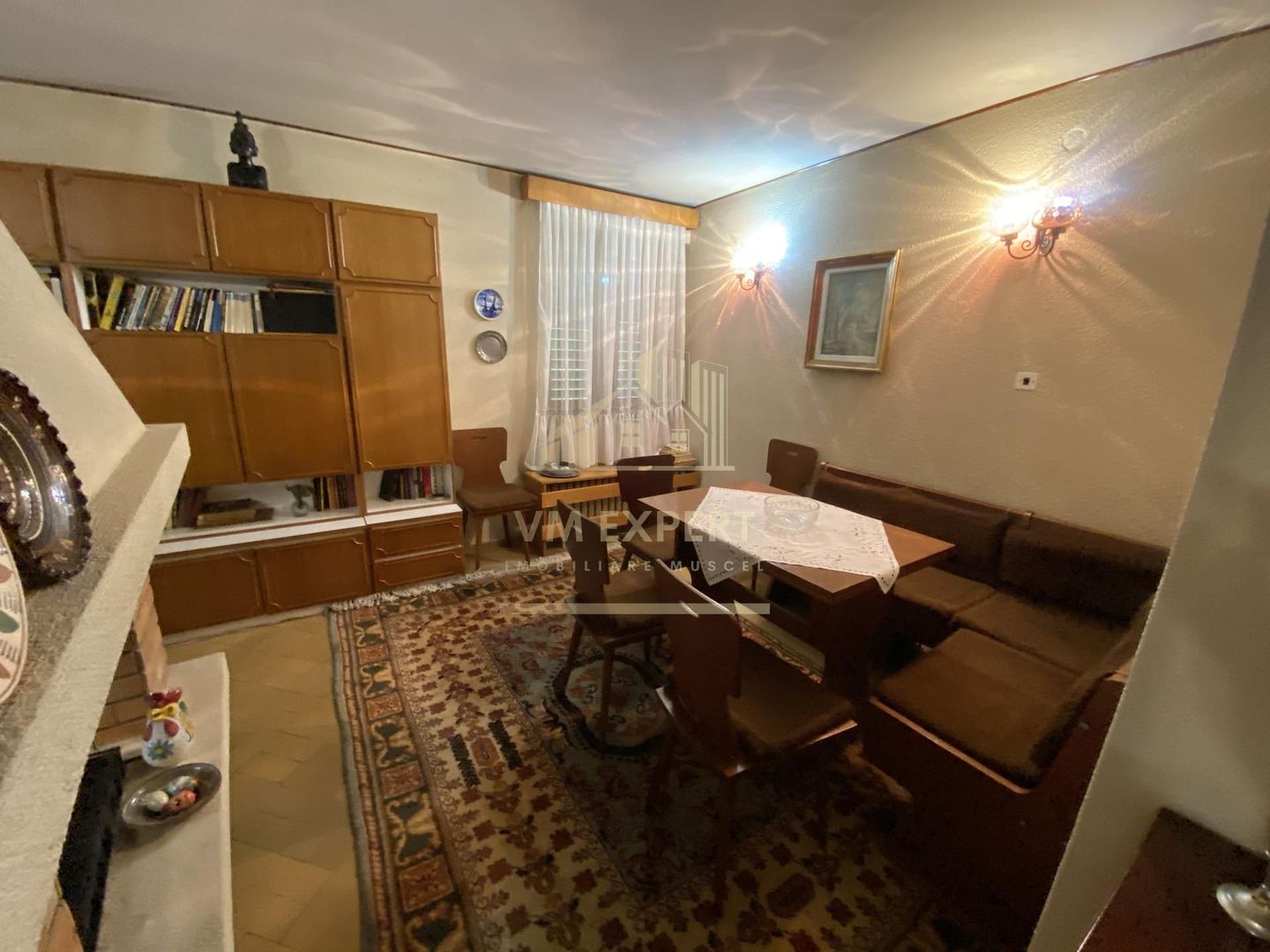 VILA 5 CAMERE, TEREN 1500 MP, CENTRAL CAMPULUNG - Poză 8