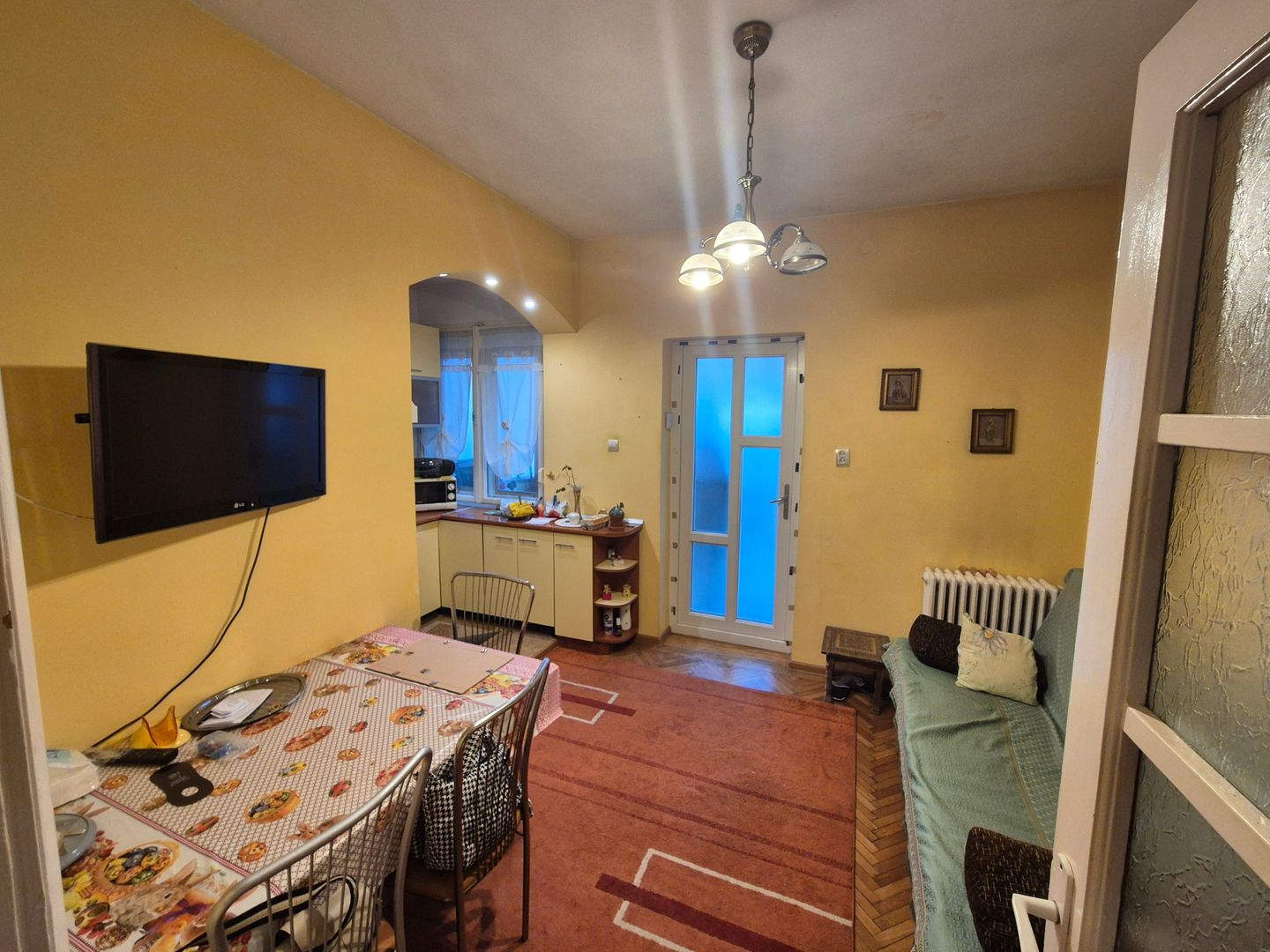 Vand casa 2 camere Moroasa - Poză 3