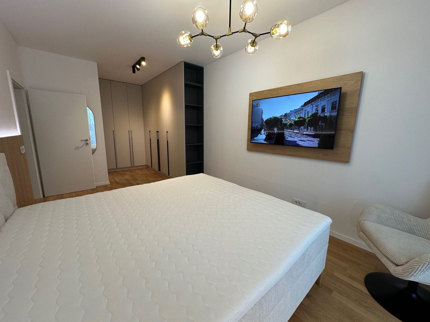 Apartament 4 camere - 115mp suprafata utila - Poză 12