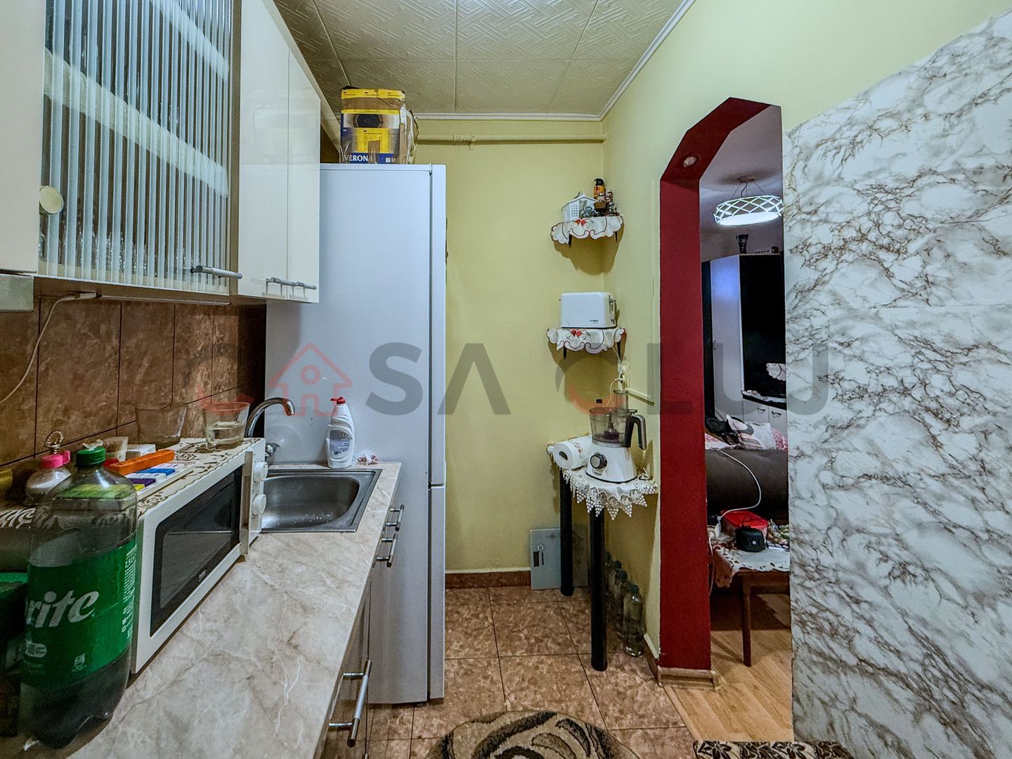 1 camera, Marasti, la cheie - Poză 6