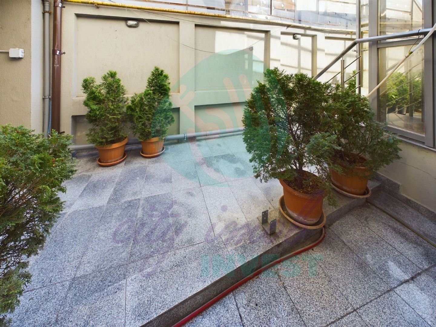 Apartament cu 3 camere complet mobilat - Poză 10