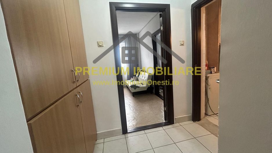De vanzare Apartament 3 camere zona de jos - Poză 11