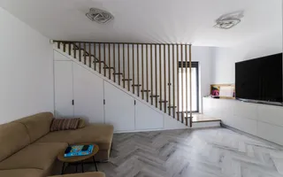 VILĂ MODERNĂ DE LUX CU PISCINĂ, FOTOVOLTAICE ȘI FOIȘOR – BREAZA - Poză 22