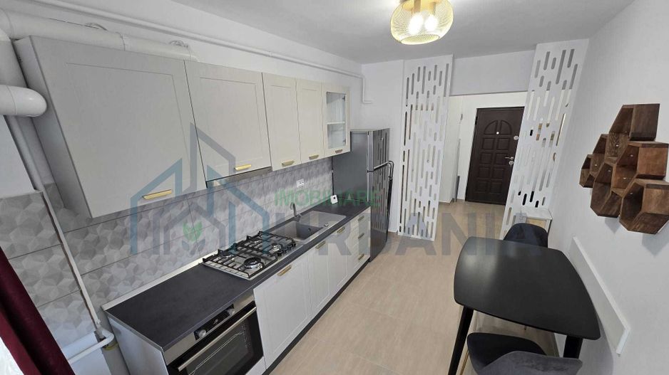 # - ap1 camera, 41mp, plus parcare, Capat Cug - parcare Providenta! - Poză 6