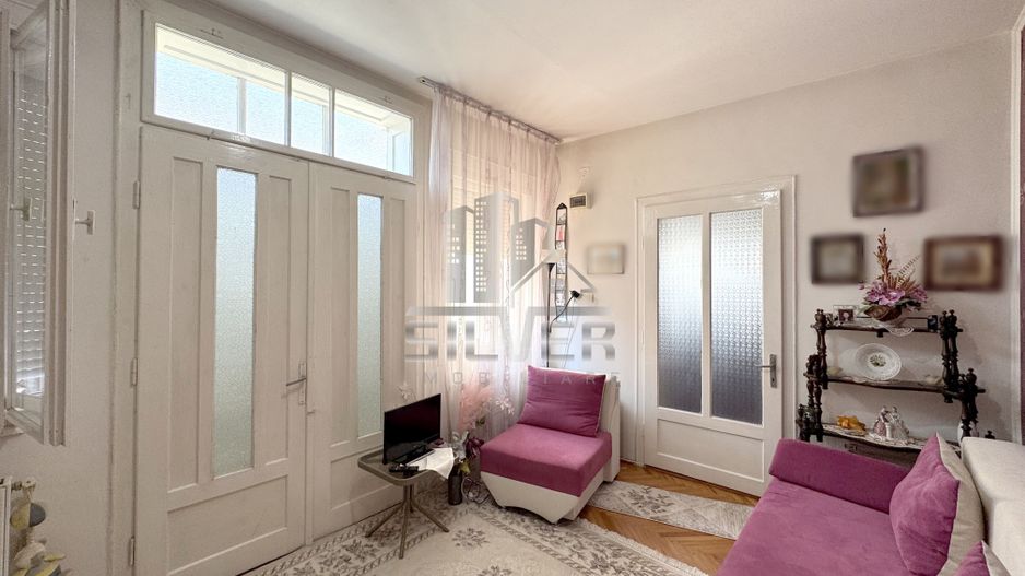 Casa cu 4 camere/teren 396mp/Garaj/Str.Stefan Augustin. - Poză 17