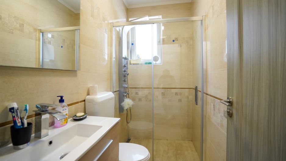 Casa la cheie la intrare in Santandrei - Poză 11