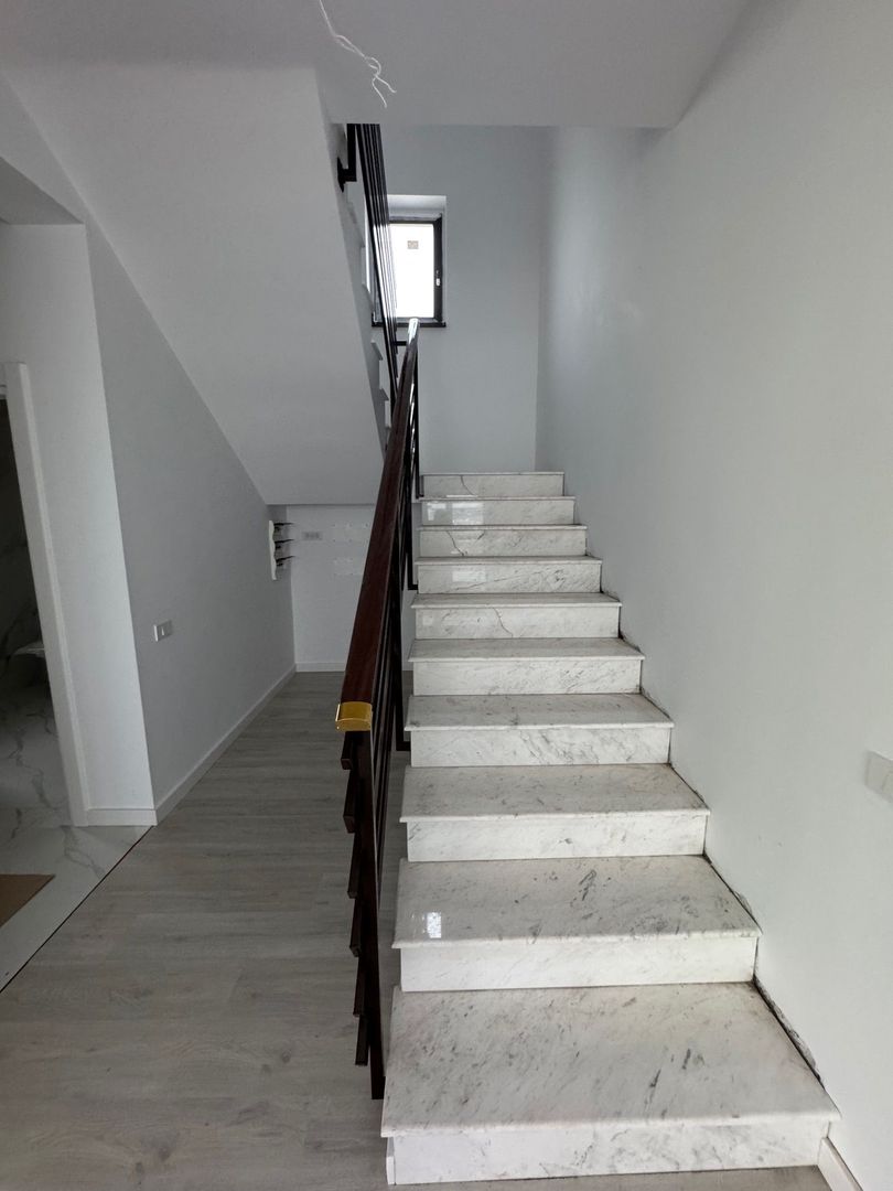 Individuala Tunari Central, curte 350m2, TOATE Utilitatile, 0% Comision - Poză 5