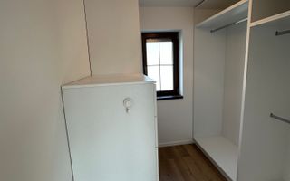 Casa deosebita intr-un cartier privat cu bariera - Poză 36