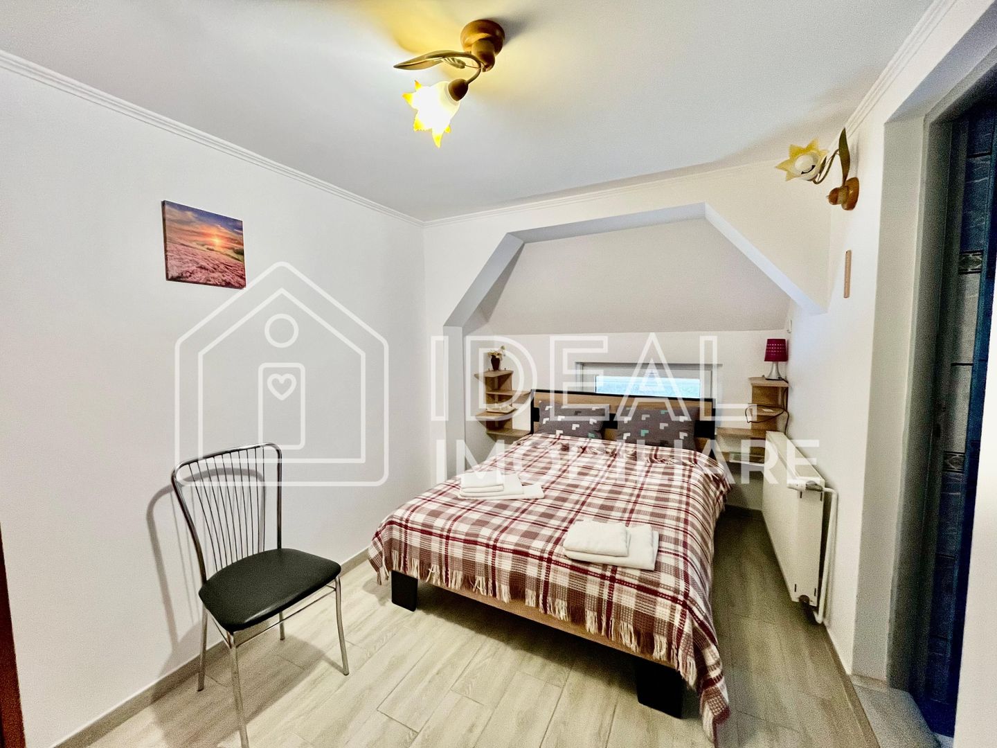 Pensiune de vânzare în Cârțișoara – investiție turistică la poalele munților - Poză 9