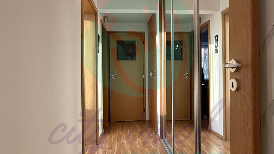 3 camere Piața Iancului – 50 m metrou, etaj superior, luminos - Poză 9