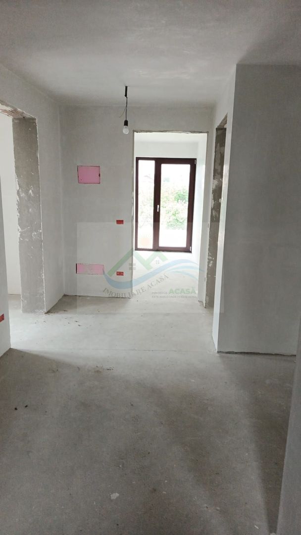 Casă/Vilă Dumbrăveni/Suceava - Poză 6