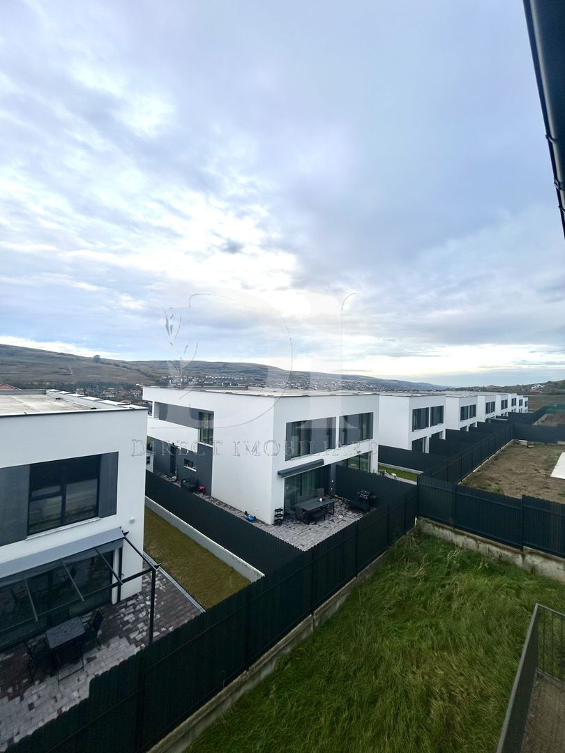 Casă individuală de vânzare în Chinteni - Poză 26