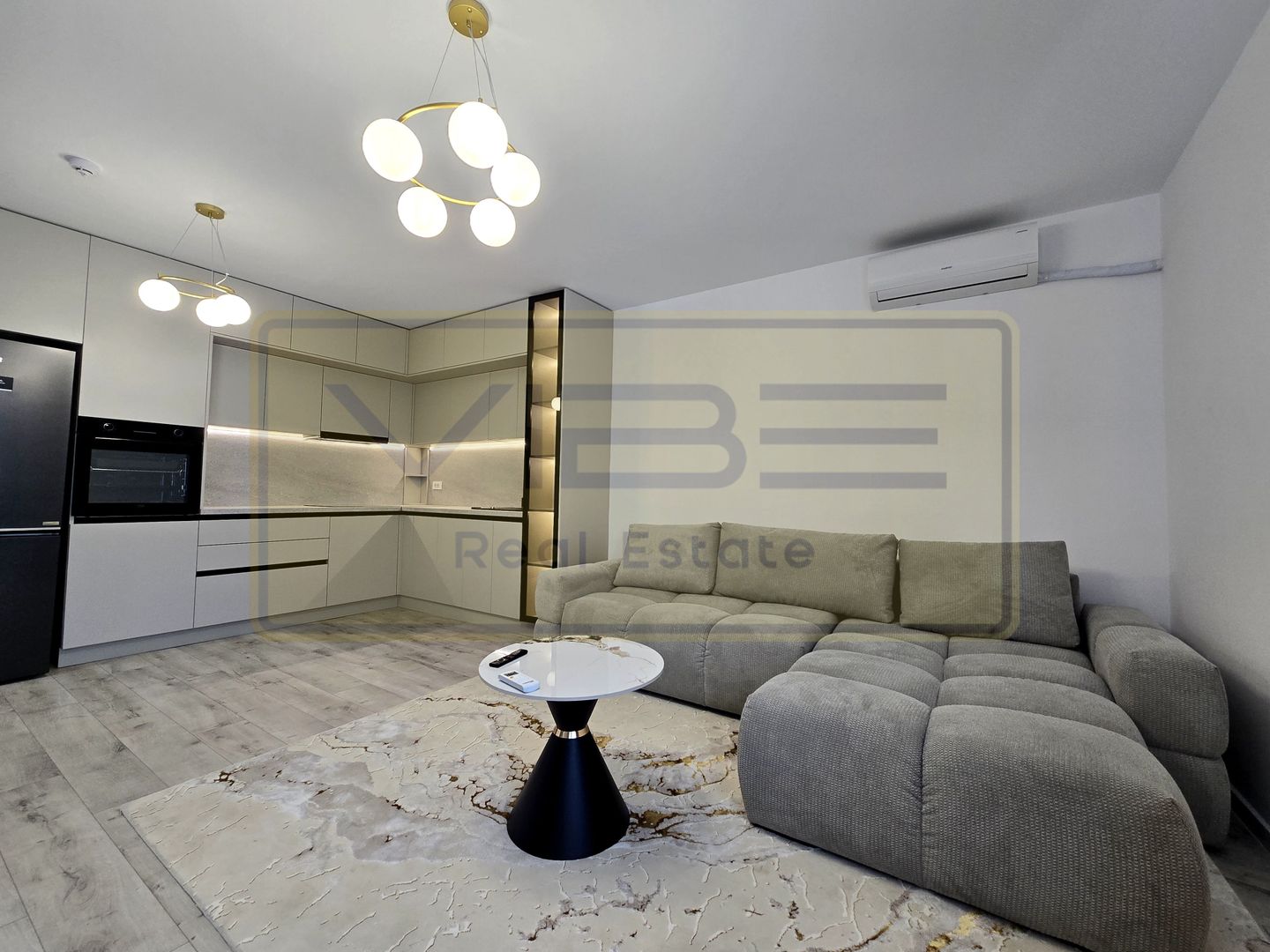 Poitiers Tower /  Continental- Aumovio- 2 camere  -modern - Poză 4