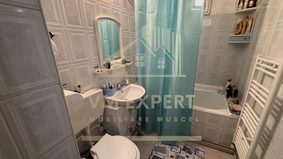 APARTAMENT 2 CAMERE ETAJ 4 CAMPULUNG, VISOI - Poză 6