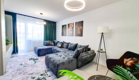 Design Modern Finisaje Calitative I Tractorul
