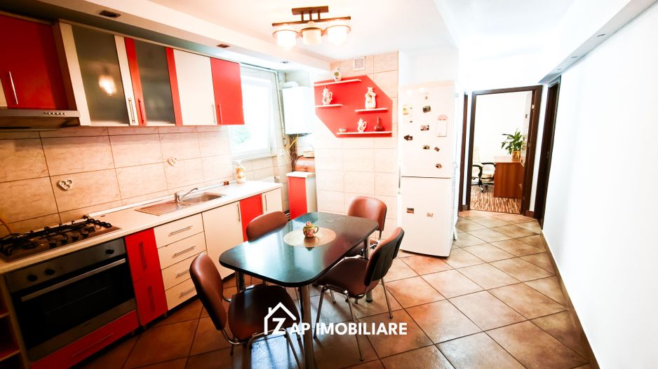 Tudor - Apartament 3 camere confort 1 - Str Moldovei - - Poză 1