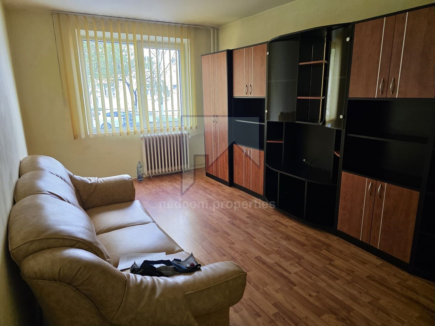Vanzare apartament 3 camere Rahova - Margeanului - Poză 1