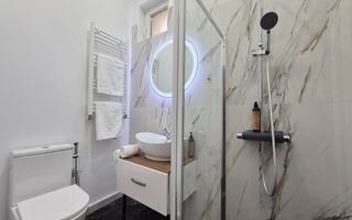 Casa de vânzare zona Centrală - 225 mp - Poză 8