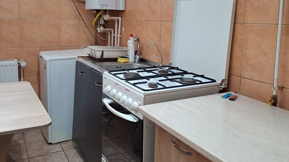 De inchiriat  apartament 2 camere Ultracentral, et. 1, 1800 lei - Poză 3