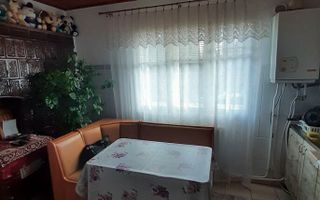 Casa cu 3 camere de vanzare in Botosani 156 mp cu teren 1100 mp - Poză 5