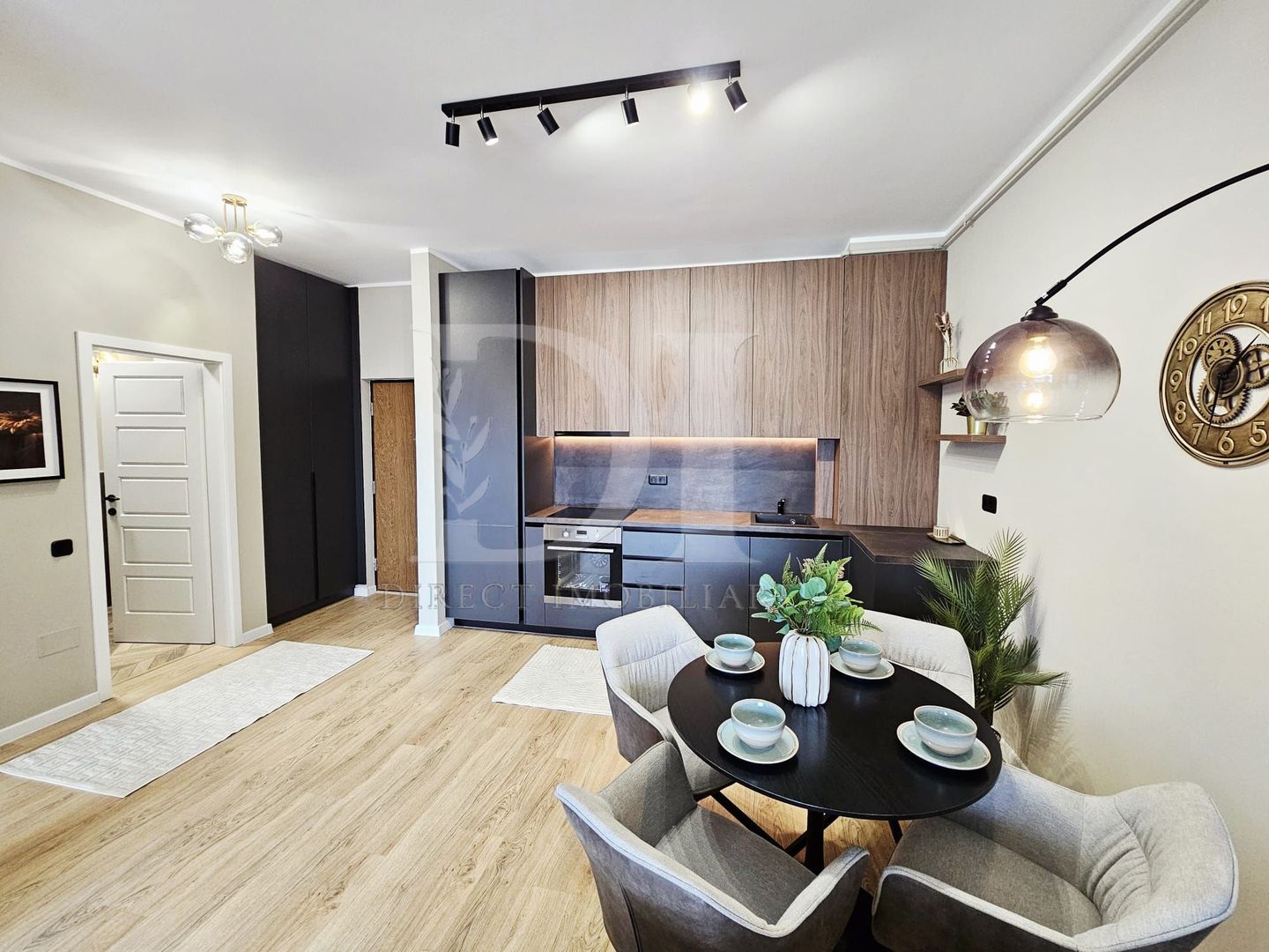 Apartament modern, mobilat complet – Zona Eroilor, Florești - Poză 2