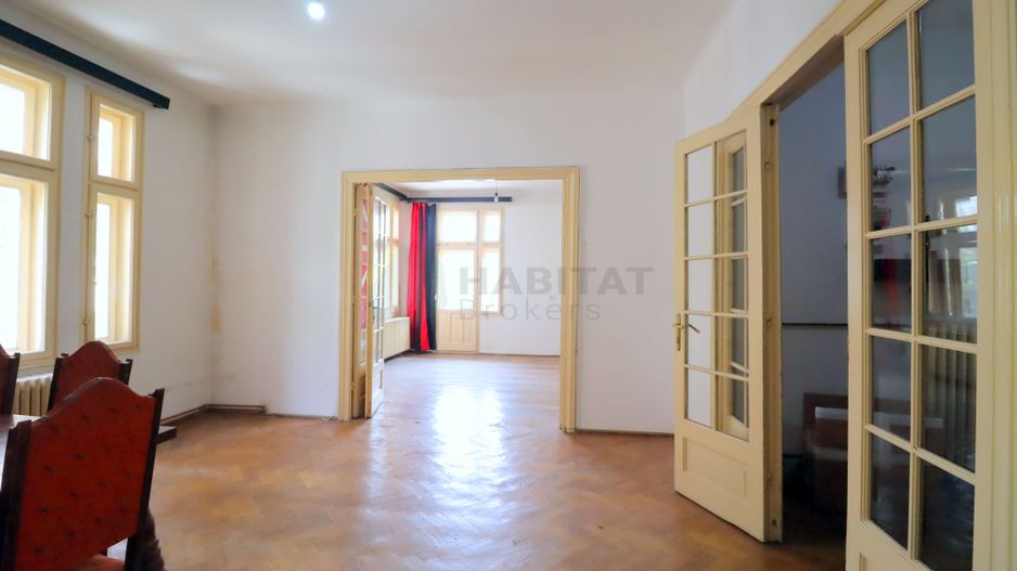 Ultracentral, Unirii, loc de parcare în curtea imobilului - Poză 1