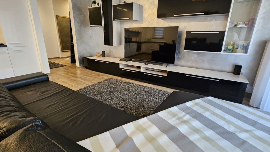 Torontalului | 2 camere + birou | 2 terase | Mobilat-Utilat | Loc de parcare - Poză 2