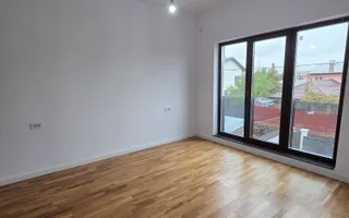 Vila complet finisata,  curte 200 mp,  sector 3, comision 0% - Poză 12