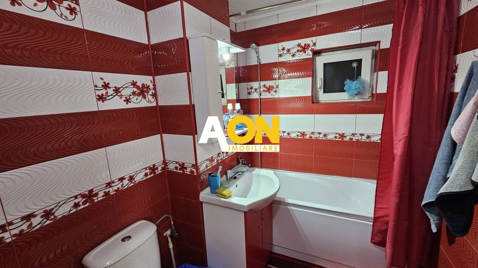 Apartament 3 camere, etaj 1, zona Piata Cetate - Poză 4