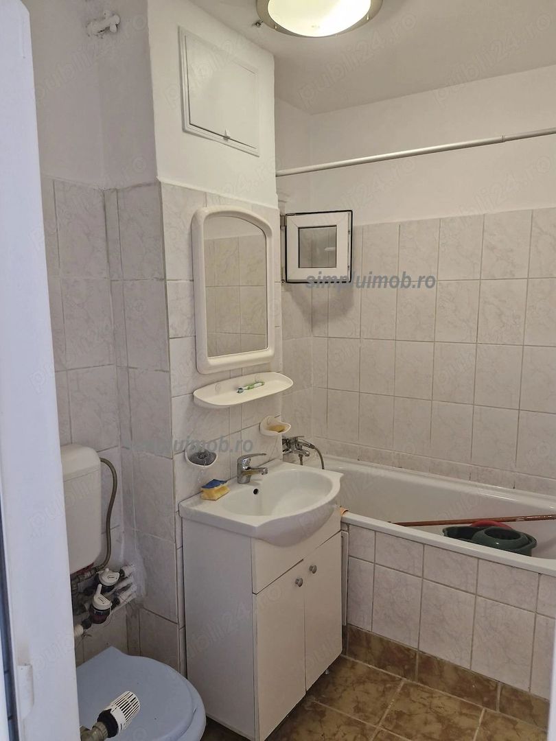 Decomandata Garsoniera Metrou Dristor - Poză 10
