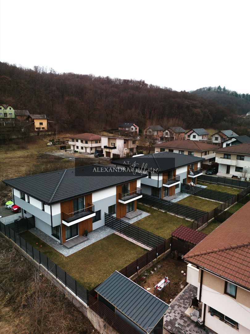 Duplex 4 camere DECOMANDATE, 120 mp utili, 180 mp curte, P+ET+POD - Poză 23