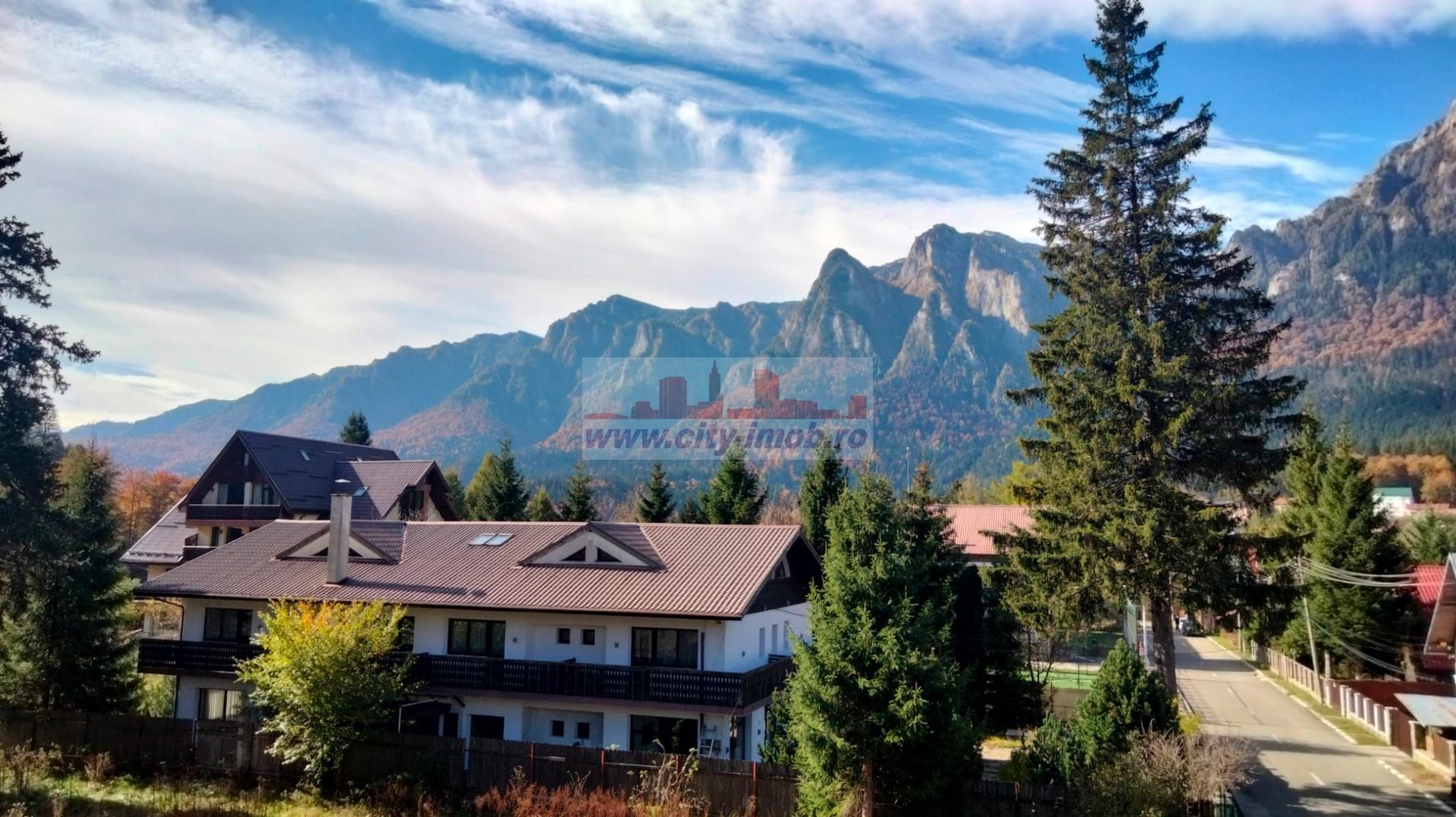 Vanzare apartament doua camere Busteni - Poză 1