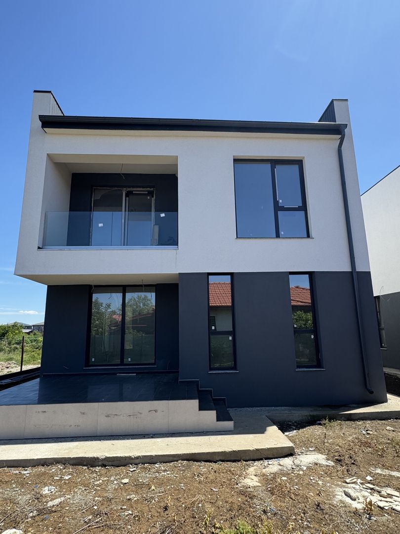 Vile Tunari, zona BUNA, Toate Utilitatile, curte 350m2 - Poză 3