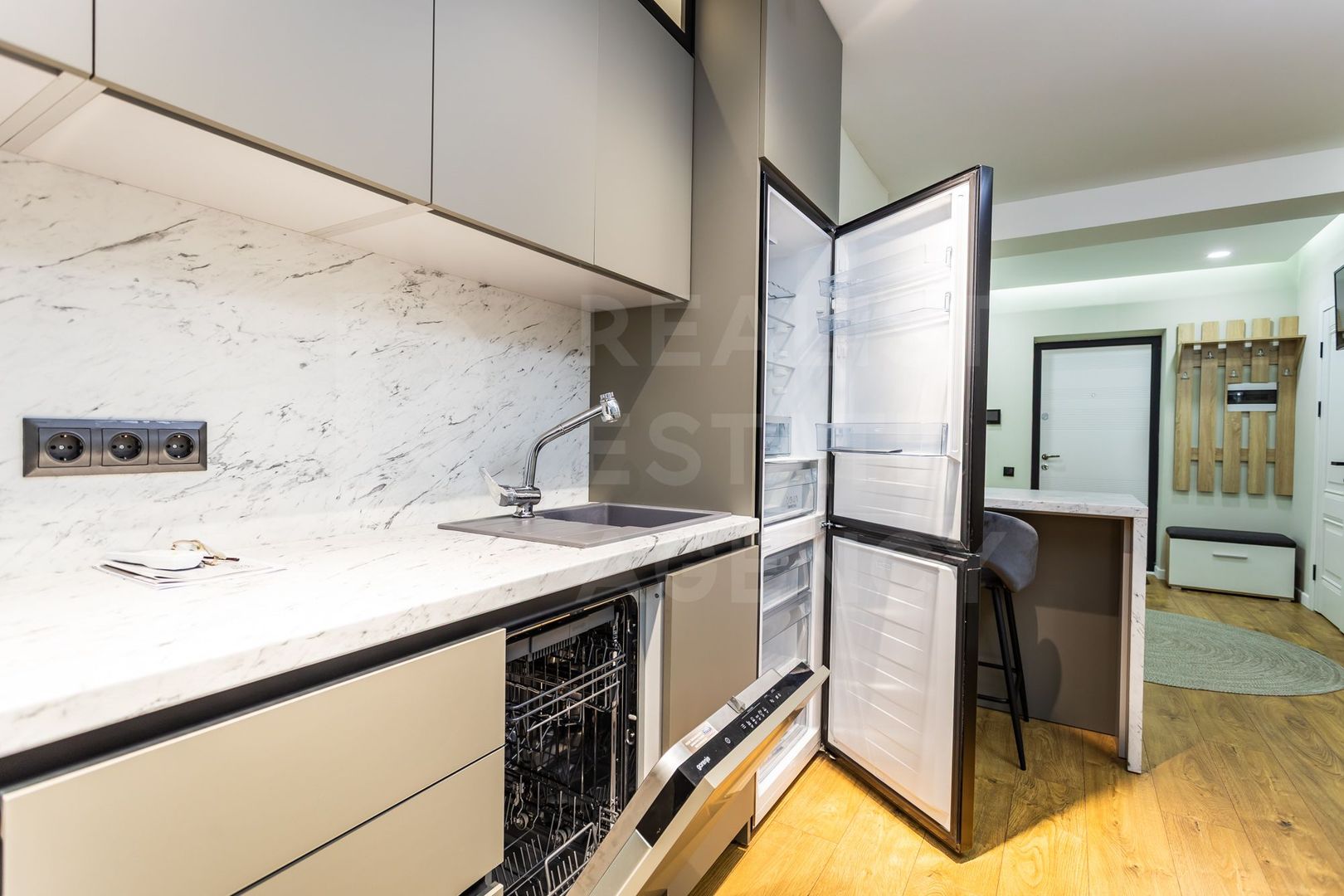Vânzare, apartament, 2 camere, bd. Mircea Cel Bătrân, Ciocana - Poză 3