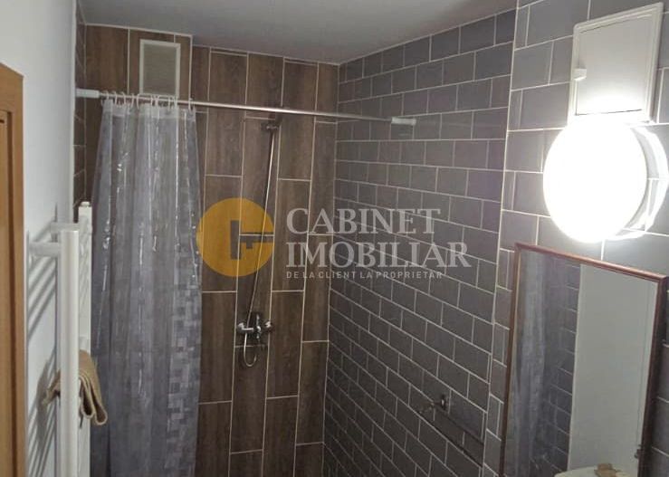 Închiriez apartament 2 camere – Bd. Independenței, zonă centrală - Poză 7